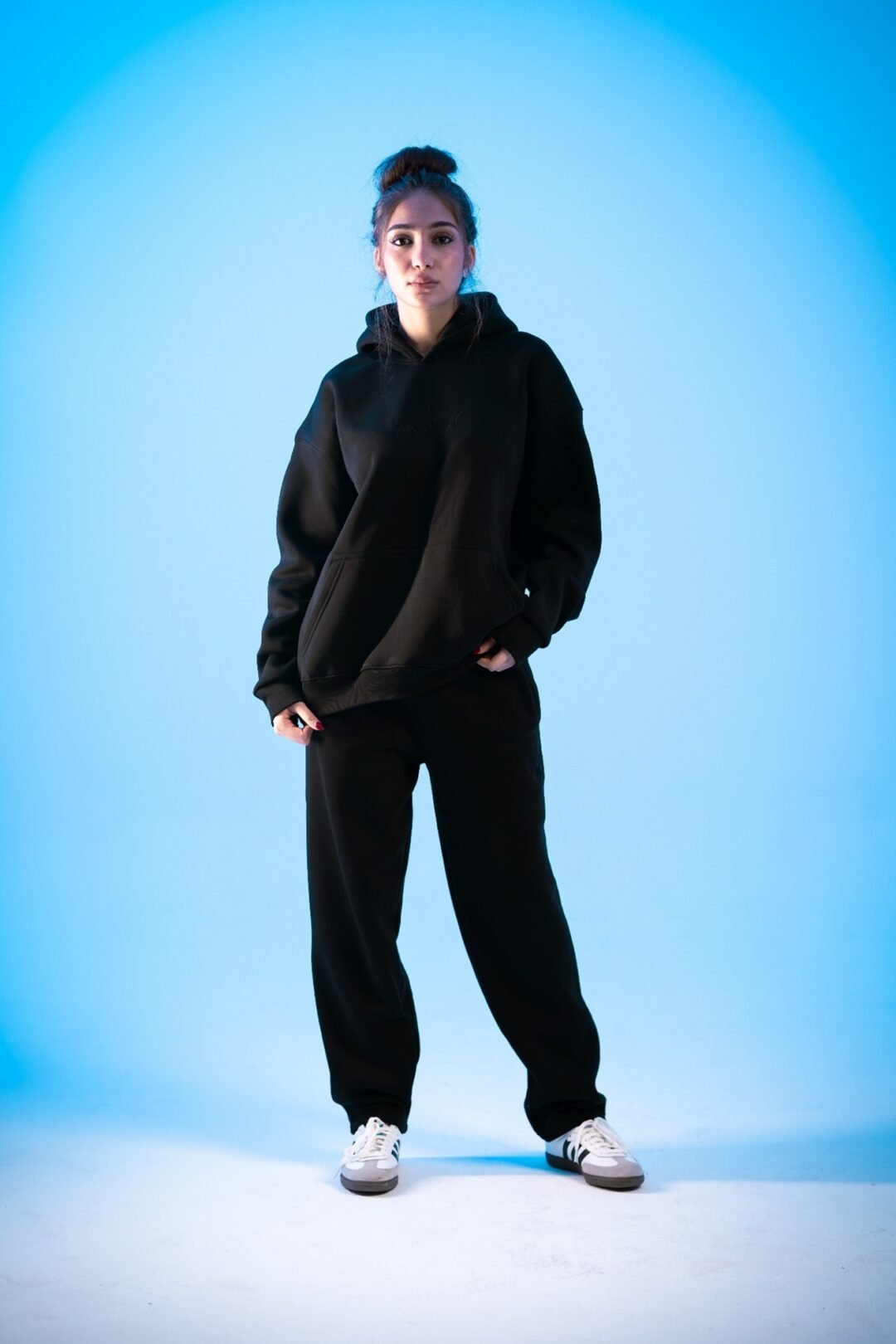 HODIE PUFF BLACK