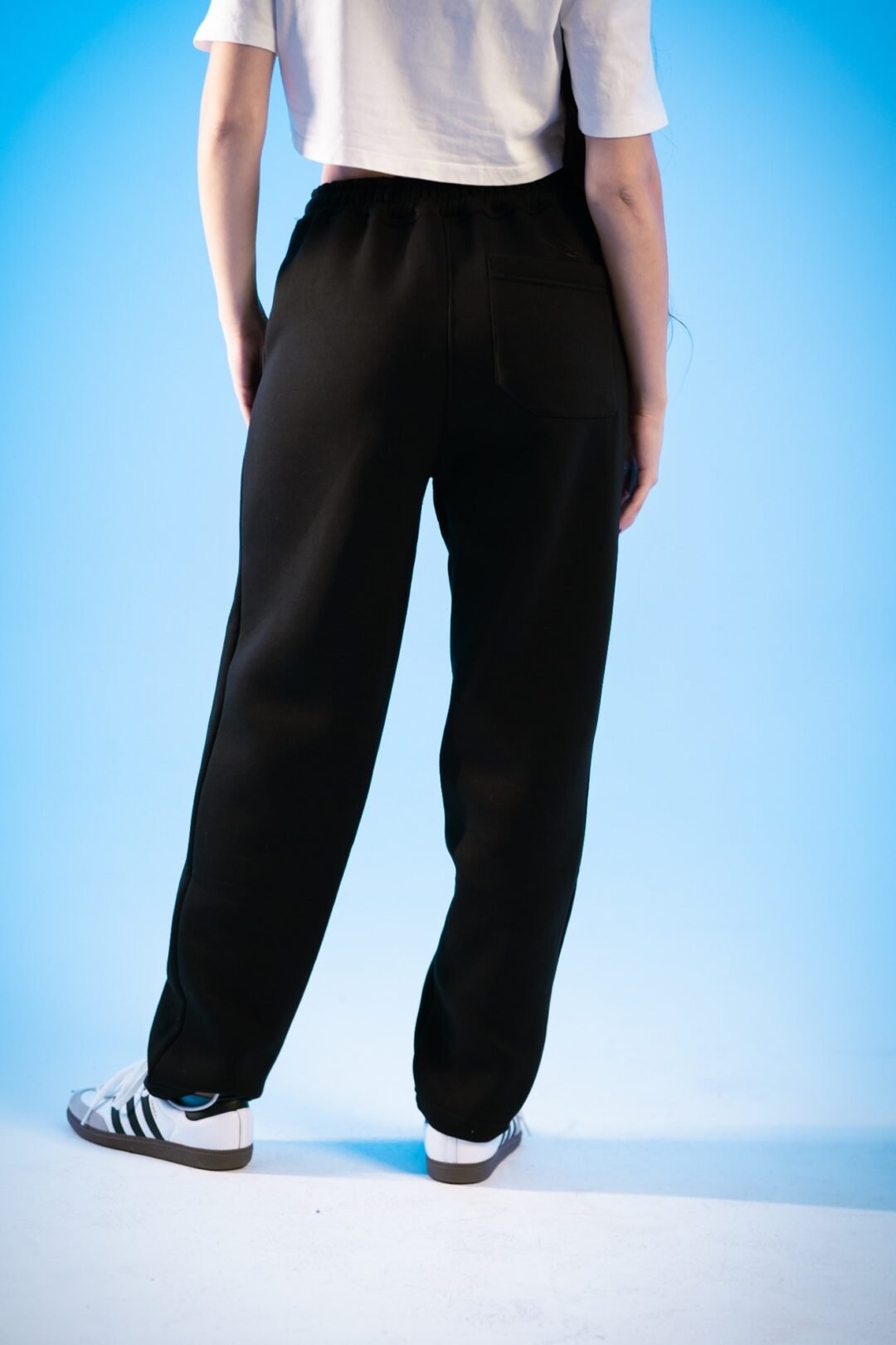 Black midnight sweatpants